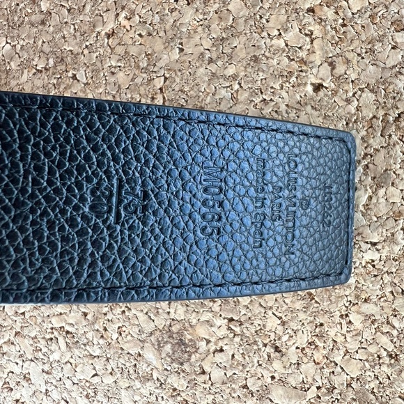 Authentic Louis Vuitton Monogram Canvas Leather Gold LV Belt reversible - Picture 9 of 9